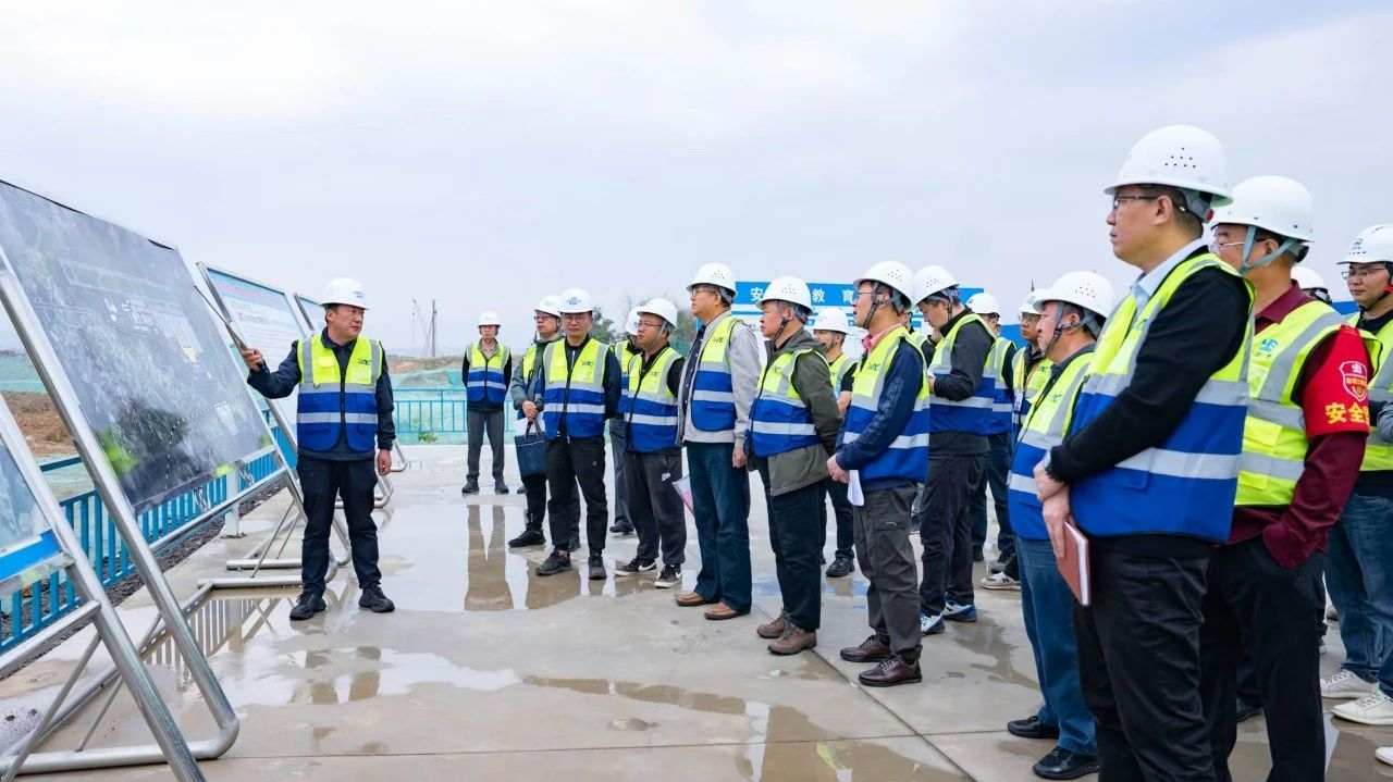 c9d8e1268898f7b97f905b496a5653b4.jpg c9d8e1268898f7b97f905b496a5653b4.jpg