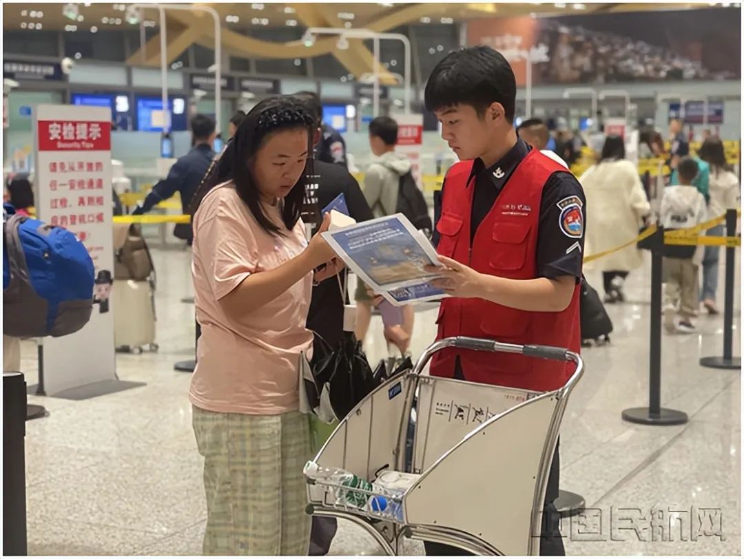 4b05bf5128be4bcfaab62a47b5f6a9bb.jpg 4b05bf5128be4bcfaab62a47b5f6a9bb.jpg